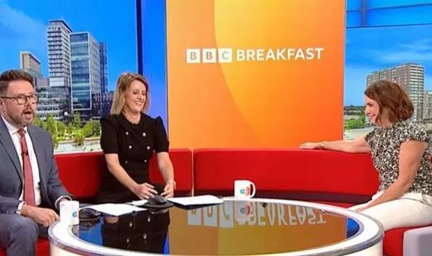 英国广播公司的妮娜·沃赫斯特在分享婚礼心得时承认“这让我哭了”