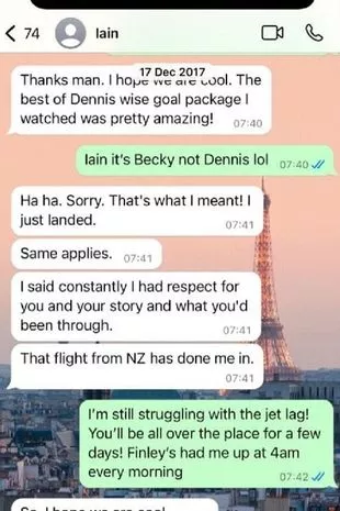 丽贝卡·瓦尔迪与伊恩·李的恩怨在私人短信中全面曝光,令人震惊