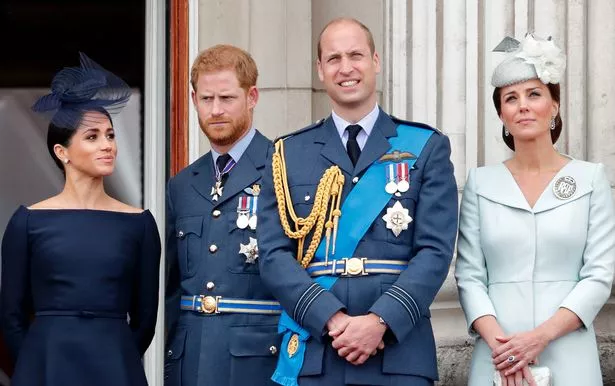 詹姆斯·休伊特(James Hewitt)就哈里王子和威廉王子与悲伤的戴安娜评论之间的裂痕发表了看法