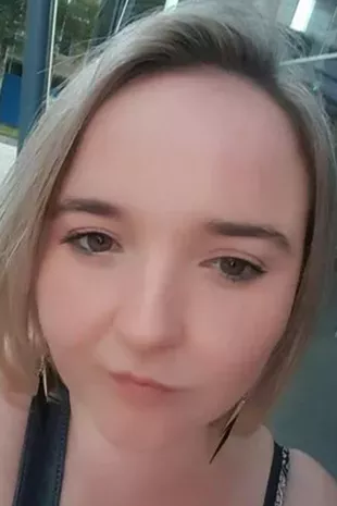 娜塔莉·肖特的妈妈在她女儿的强奸犯被关进监狱时向他提出了一个尖锐的六个字的问题