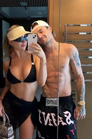 悲剧发生后,Liam Payne的父母在半夜离开了家