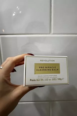 “我试过一些仿冒品,其中一款是完全一样的,而且价格只是它的一小部分。”