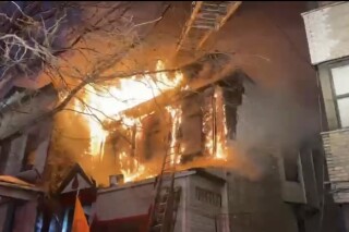 纽约一座佛教寺庙发生火灾，造成2人死亡，其中包括一名僧侣