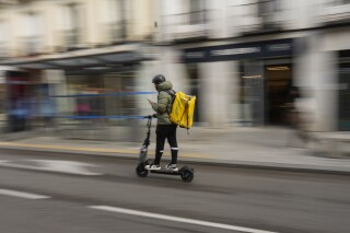 西班牙外卖应用Glovo的司机将成为全职员工