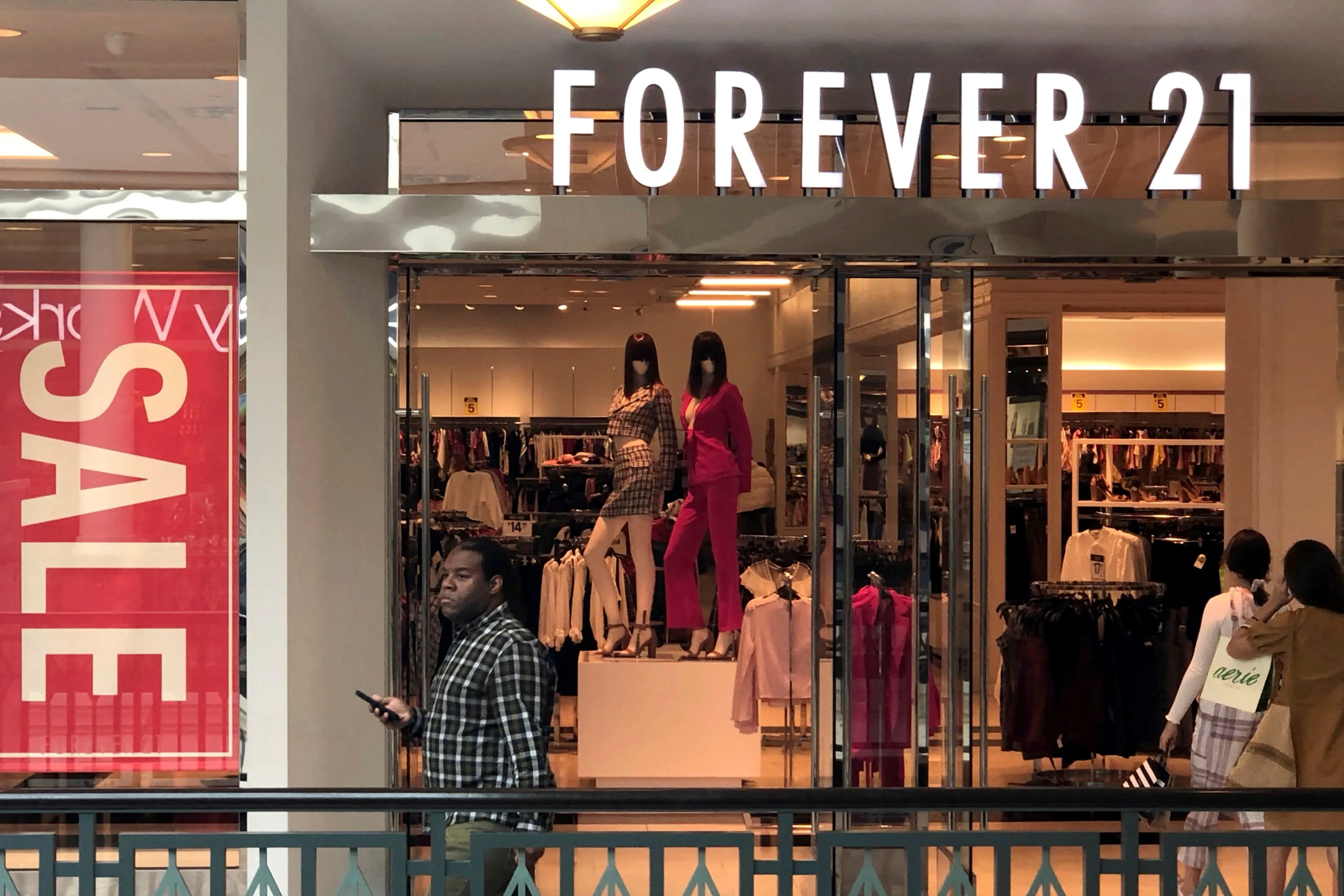 突发新闻：Forever 21倒闭对零售业的商业影响