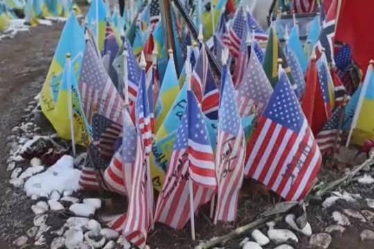 ‘;镇上的新警长:JD万斯推动欧洲移民和言论自由