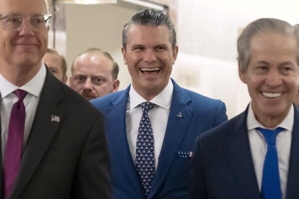随着共和党人准备在参议院掌权，特朗普内阁人选的命运尚不明朗
