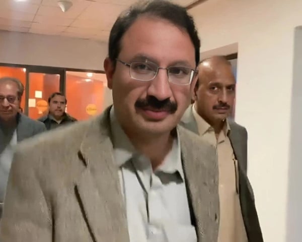 PTI誓言采取“强硬”立场以示抗议