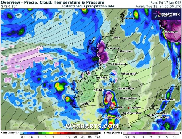 英国气象地图显示确切日期1000公里的大雪和暴雨将席卷整个国家